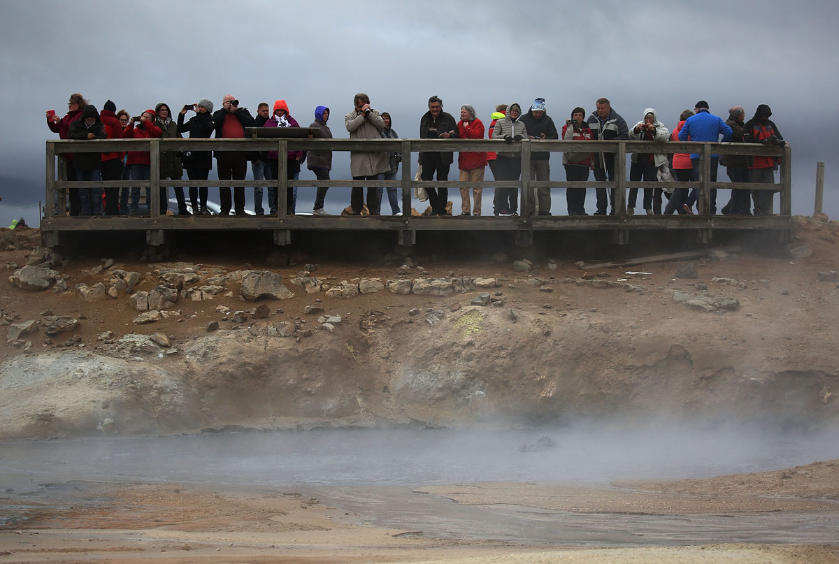 Izland nyáron igazi turista paradicsom - aminek a helyiek egyre kevésbé örülnek Izland nyáron igazi turista paradicsom - aminek a helyiek egyre kevésbé örülnek