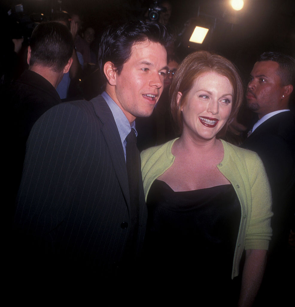 Clooney vastag szemöldöke és Al Pacino túlméretezett zakója - Így vonultak a sztárok a vörös szőnyegen húsz éve, 1997-ben