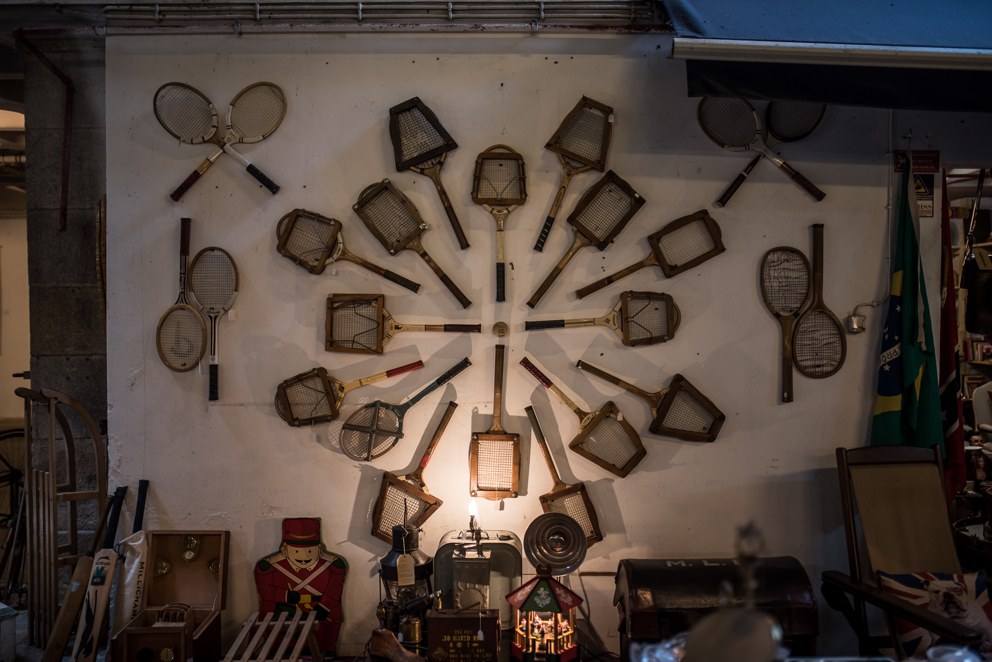 Kicsesbánya Portóban: így néz ki egy európai bolhapiac