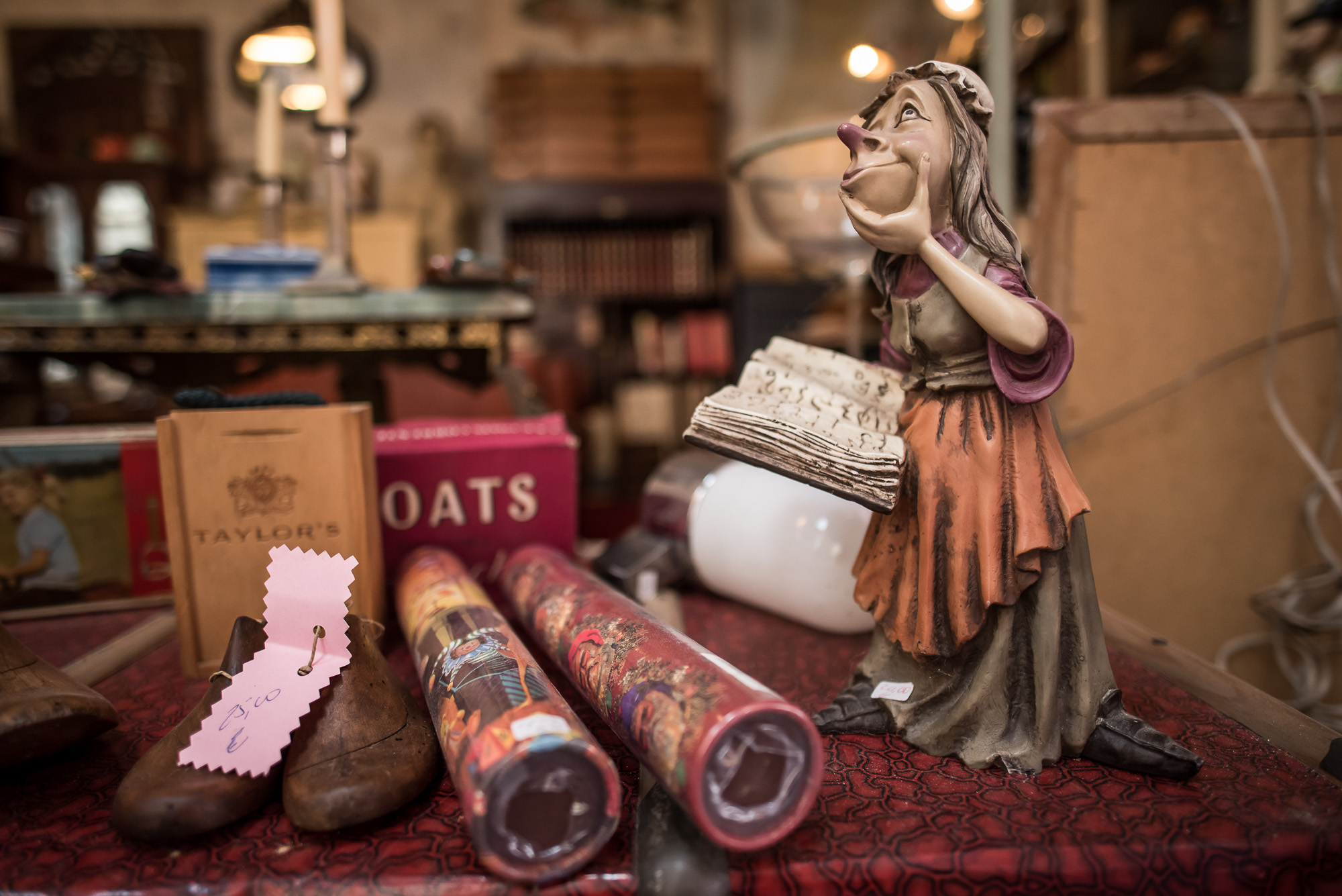 Kicsesbánya Portóban: így néz ki egy európai bolhapiac