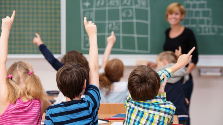 A gyerek könnyebben tanulják a matekot mozgás közben - új kutatás