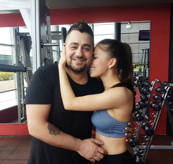 Caramel és a felesége, Szilvi együtt edzenek