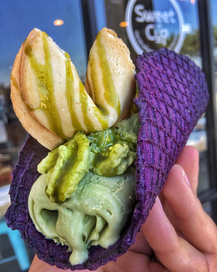 A szivárványos fagyi-taco a legcsodásabb dolog, amit idén nyáron kóstolhatsz A szivárványos fagyi-taco a legcsodásabb dolog, amit idén nyáron kóstolhatsz