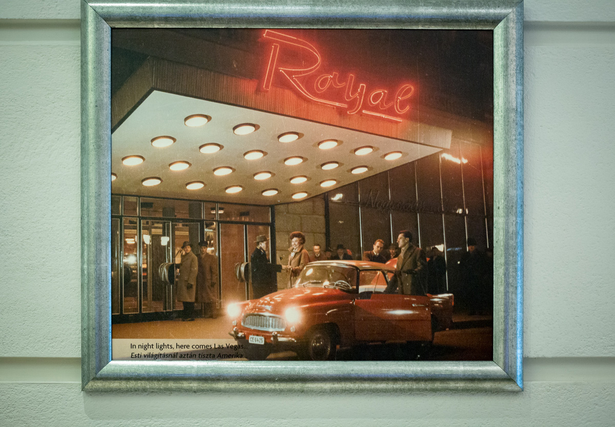 Királynőknek, uralkodóknak szolgált fel, ma pedig abban a szállodában vezető, ahol felszolgálótanulóként kezdett 