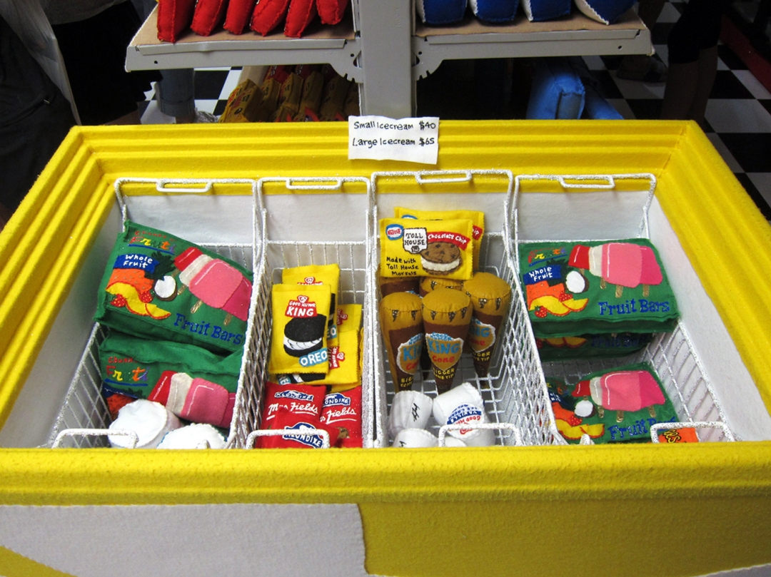 Ebben az élelmiszerboltban semmi nem ehető, mégis mindent eladtak már