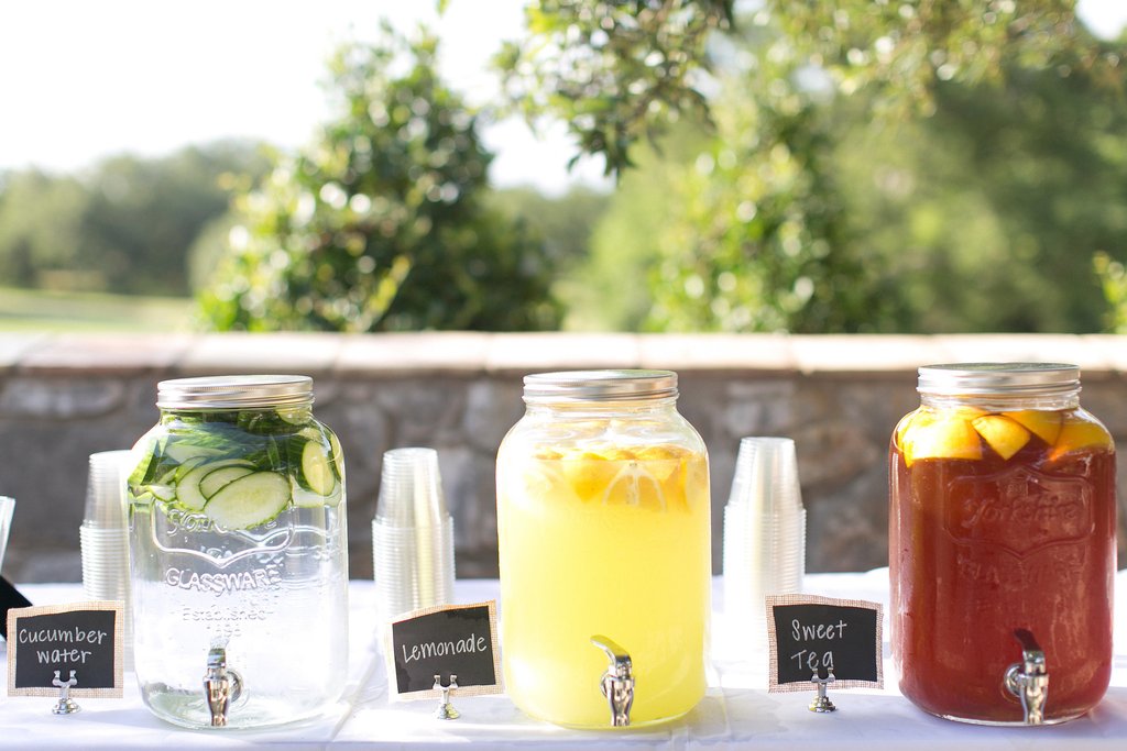 11 kiegészítő, ami még varázslatosabbá teszi a nyári esküvőket