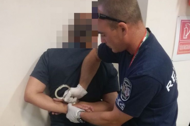 Gumicukros bácsi csalogatta a kislányokat Esztergomban