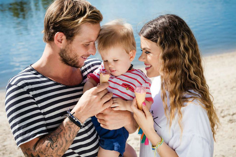 Csobot Adél, Istenes Bence és a kis Natan