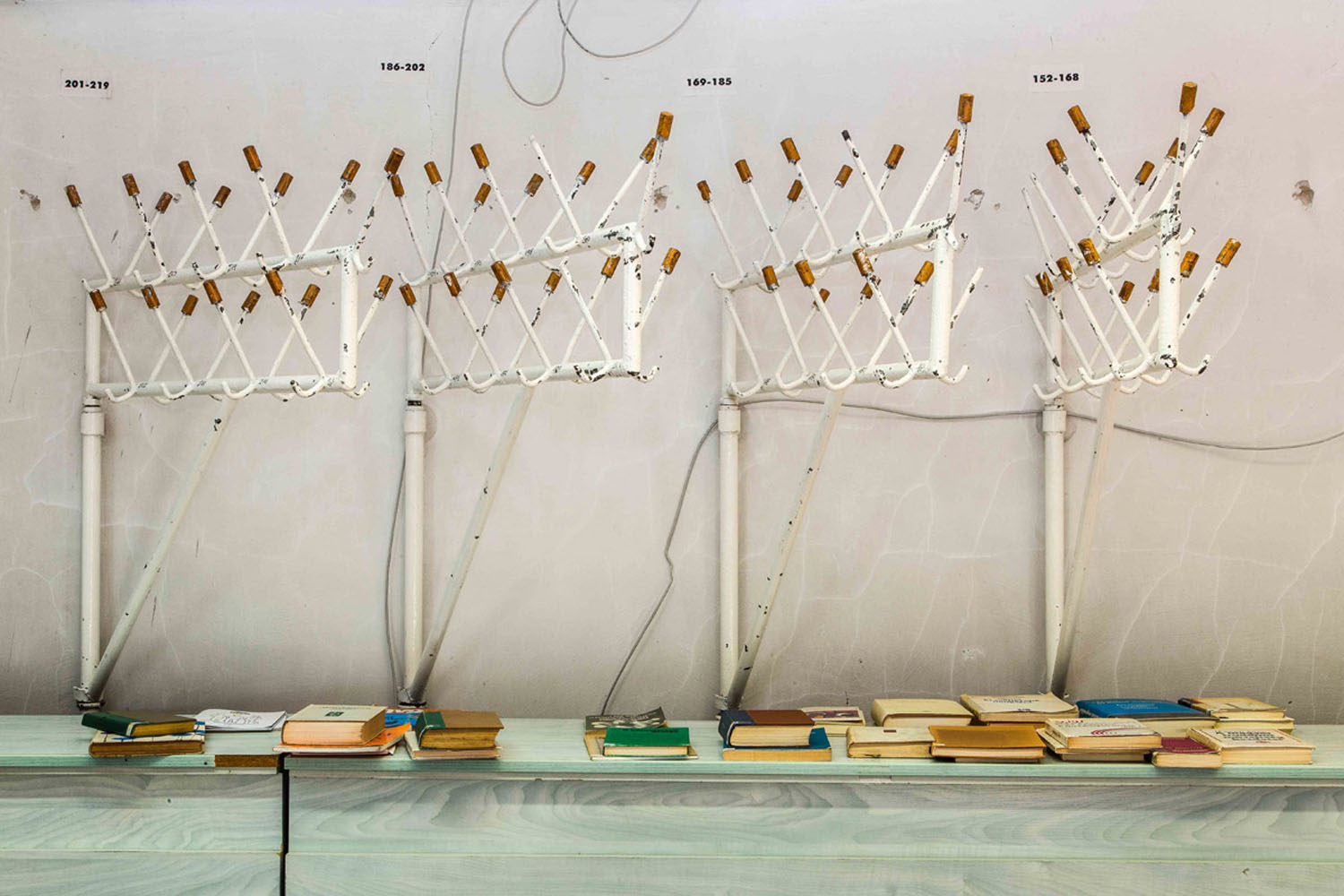 Tímár Sára: Kultúrházak