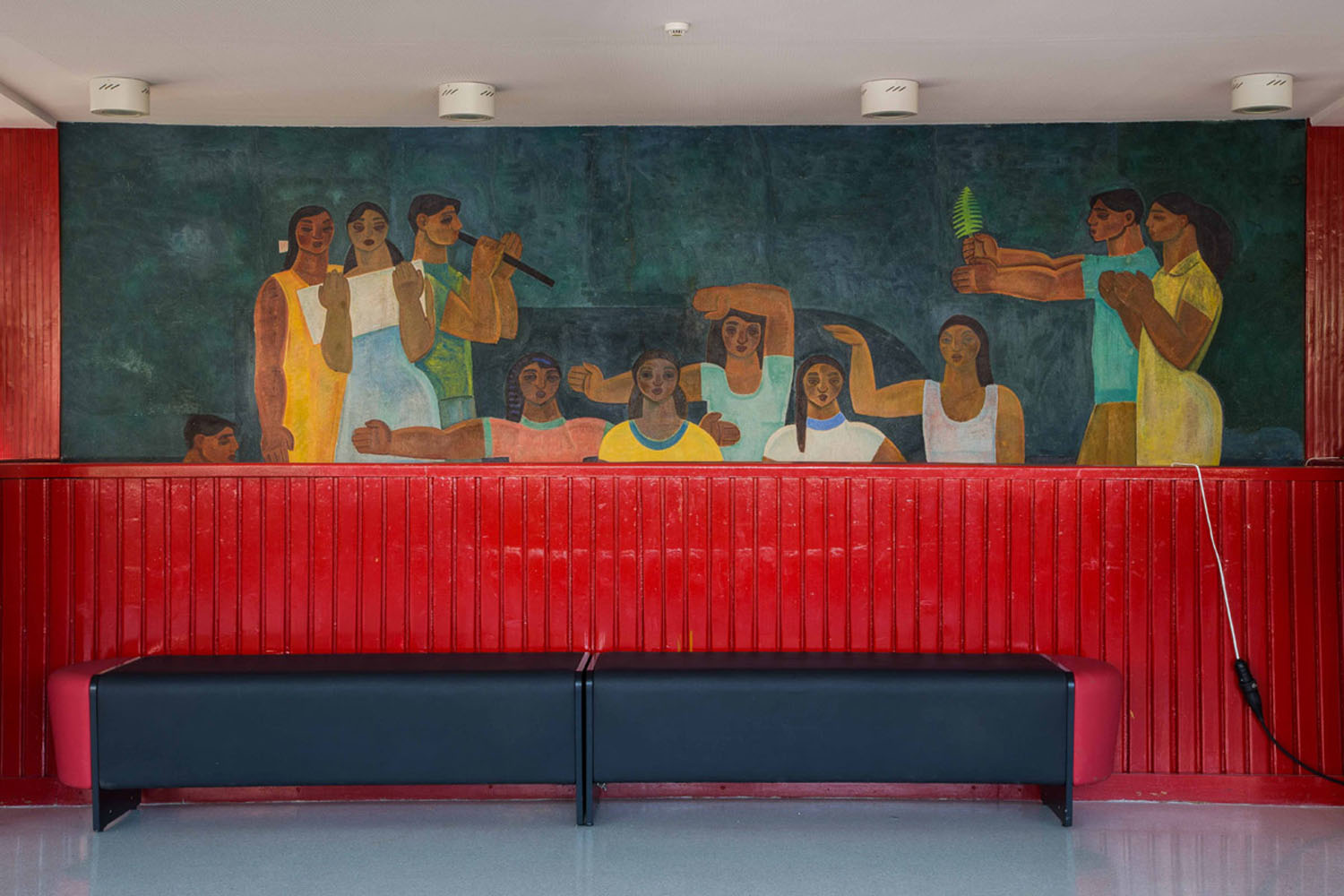 Tímár Sára: Kultúrházak