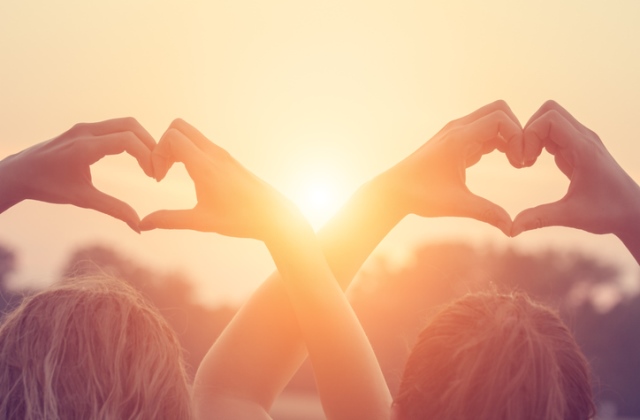 Ezekből a jelekből tudhatod, szerelmed a legjobb barátod is