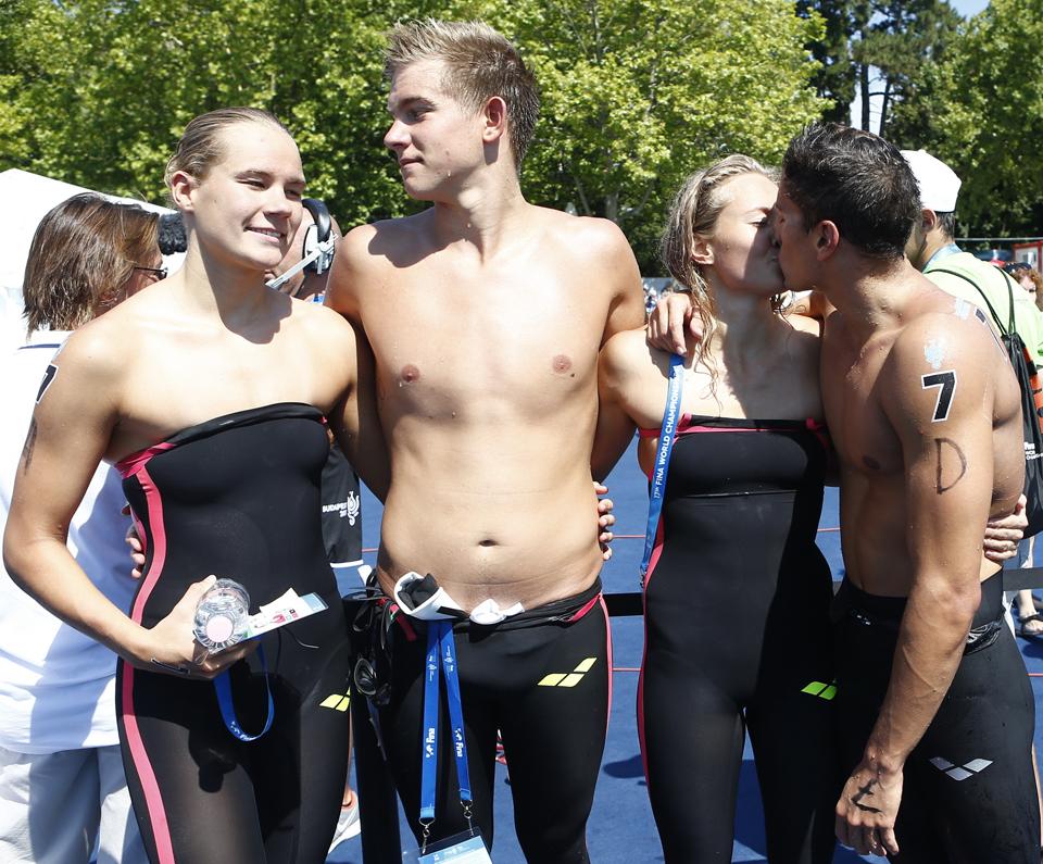 Nagy volt az öröm - 7. helyen végeztek az úszók