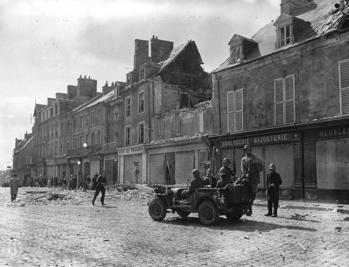 Fotó: Conseil Régional de Basse-Normandie / National Archives USA