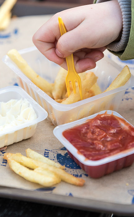 Túlsúlyos gyerekek: Ha az anya súlyfelesleggel küzd, akkor a lányának tízszeres az esélye az elhízásra