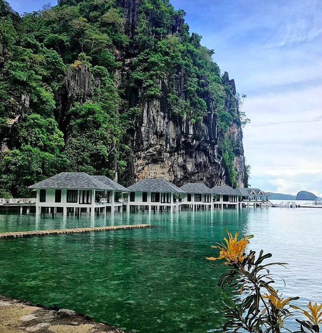 10 káprázatos nyaralóhely, ahol vízre épült bungalókban lazíthatsz