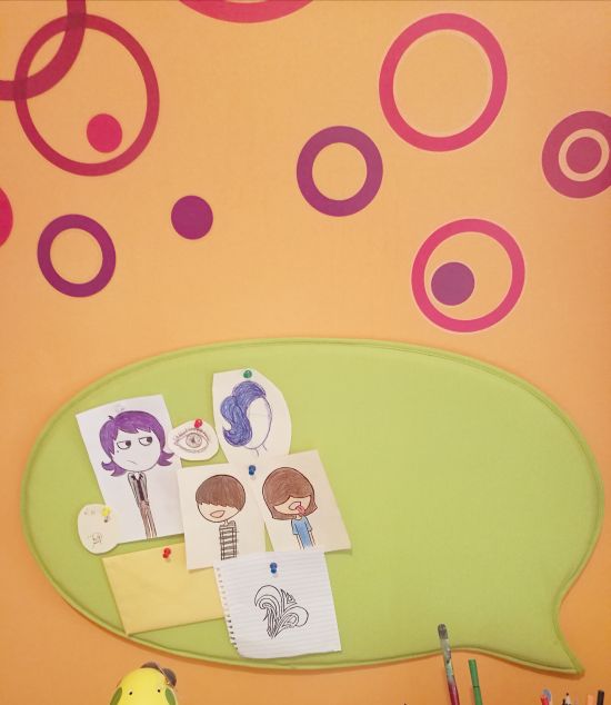 Egy anya szenvedései, aki 5 négyzetméteren szobát akar berendezni a kamasz lányának