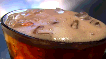 Undorító dolgot találtak a gyorséttermi üdítőkben