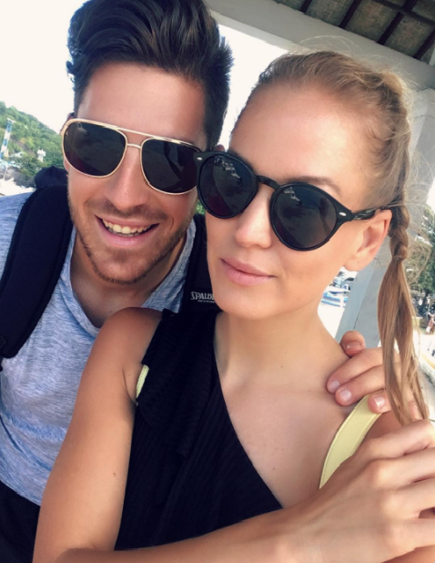 Alexa párja, Máté egy héttel később érkezett Balira