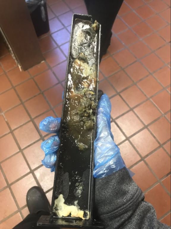 Undorító McFlurry-s gépet leplezett le a mekis dolgozó