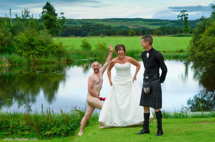 Ez a legtökéletesebb esküvői fotóbomba, amit eddig láttál!