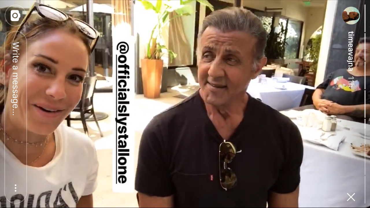 65 milliós luxusautót vezeti Vajna Tímea 65 milliós luxusautót vezeti Vajna Tímea