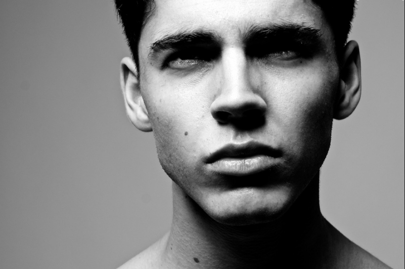 Erő, karizma, akt - főszerepben a férfi