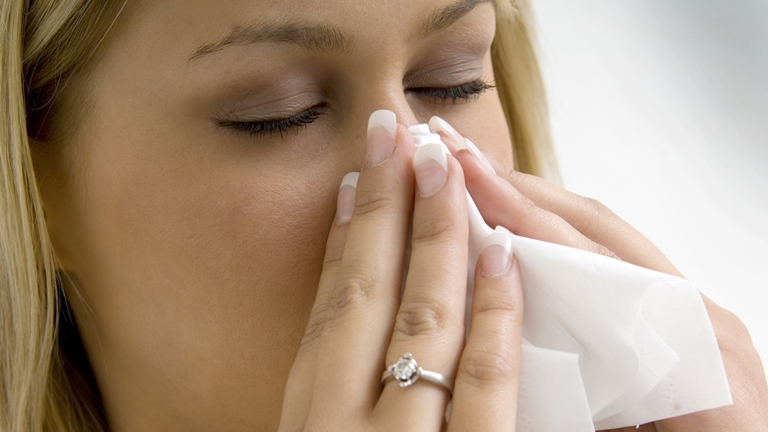 Már támad a parlagfű