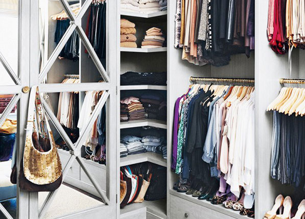 Így csinálj rendet a szekrényedben a legegyszerűbb módon