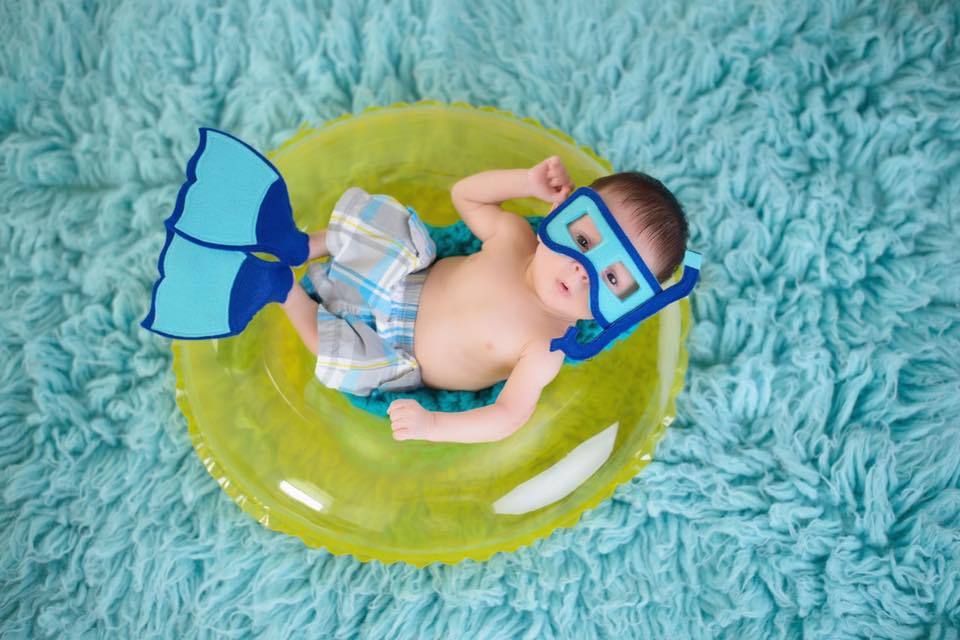 Garantáltan nem láttál még cukibbat a fürdőruhás bébiknél Garantáltan nem láttál még cukibbat a fürdőruhás bébiknél