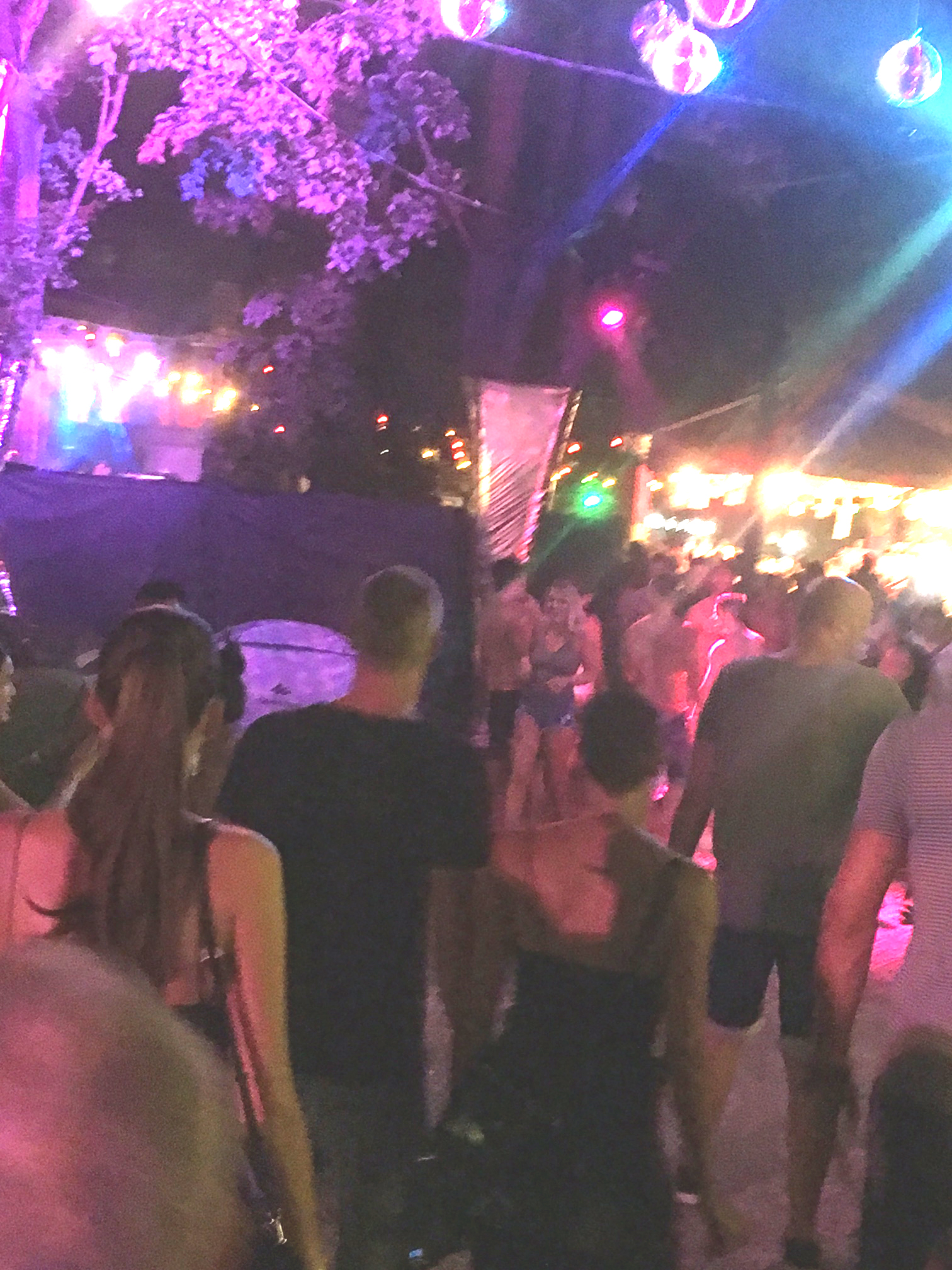 Először jelentek meg a nyilvánosság előtt