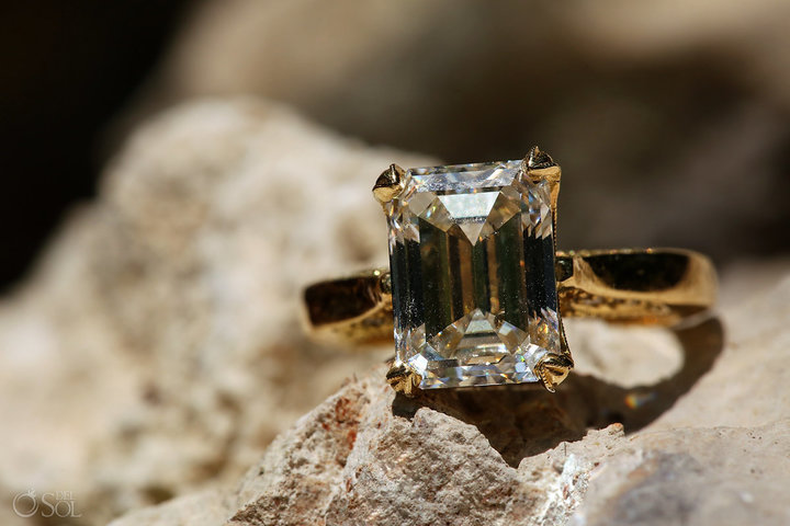 A víz alatt kérte meg sellőmániás barátnője kezét