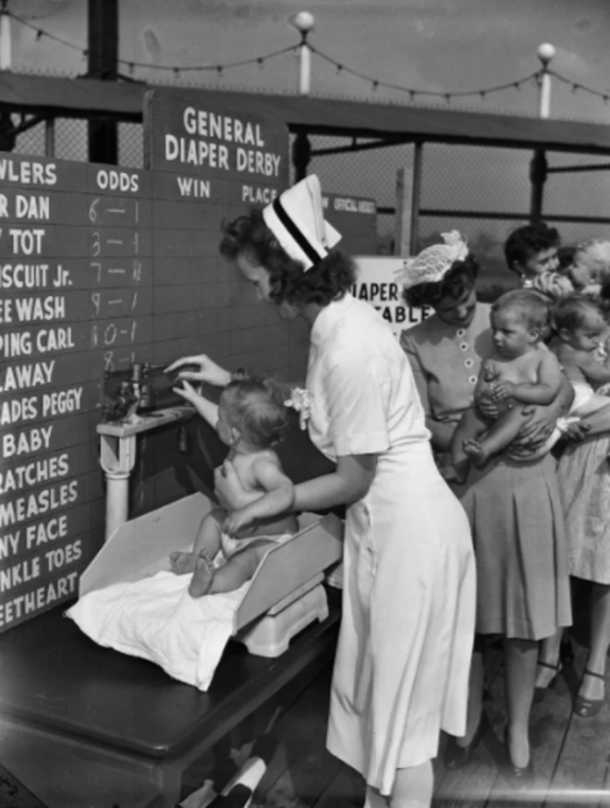 Íme a világ legbizarrabb és leglassabb babaversenye Íme a világ legbizarrabb és leglassabb babaversenye