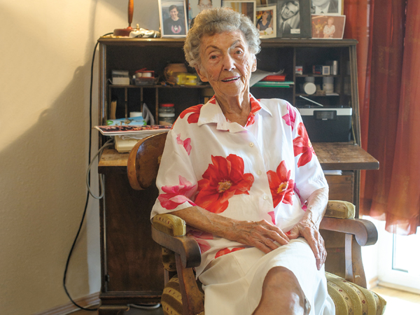 Máig is fellép hazánk legidősebb színésznője