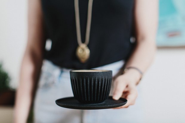 Dizájnosak és környezetbarátok a kávéból készült csészék