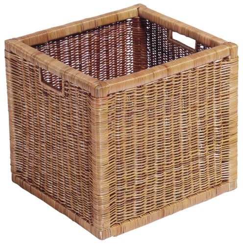 Állíts össze olcsó tanulósarkot a fiadnak!