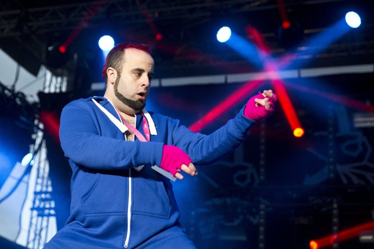 A legdurvább arcok az idei Léggitár Világbajnokságról A legdurvább arcok az idei Léggitár Világbajnokságról