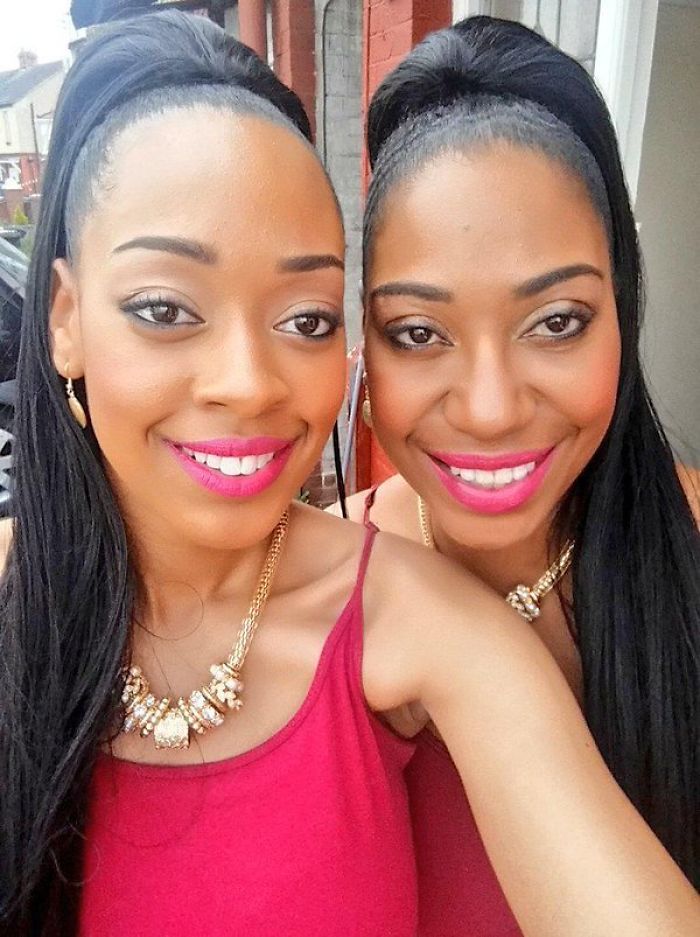 Anyák és lányaik, akiket simán ikertestvéreknek néznél