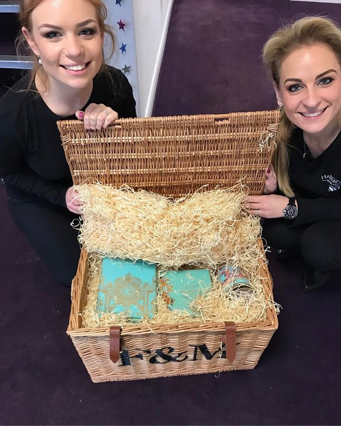 Anyák és lányaik, akiket simán ikertestvéreknek néznél