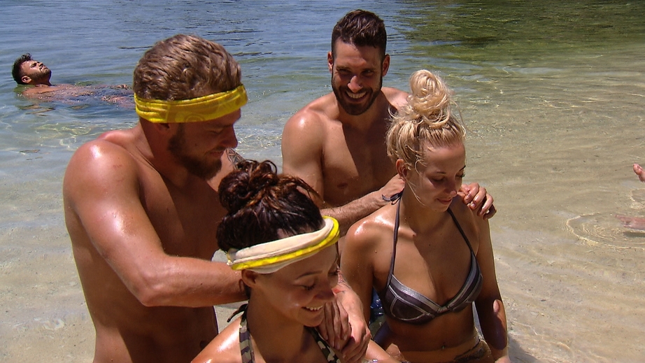 Survivor: melyik pár között alakul ki először szerelem?