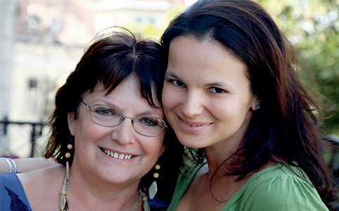 Molnár Dóra édesanyjával