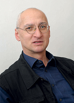 dr. Radoszáv Miklós