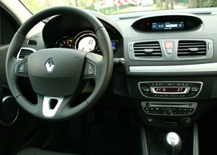 Az autónál csak a forma a lényeg?