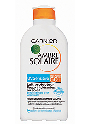 GARNIER AMBRE SOLAIRE UV SENSITIVE - Hidratáló anyagokban és E-vitaminban gazdag napozótej 3999 Ft