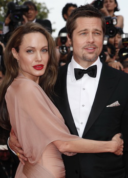 Angelina és Brad Cannes-ban turbékoltak