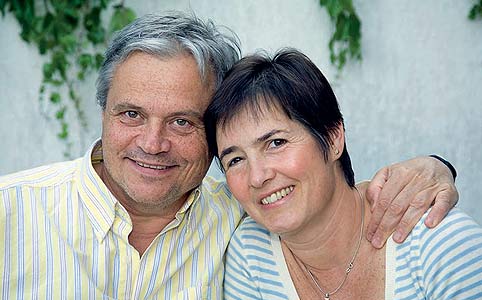Dr. Csókay András és felesége, Daniella