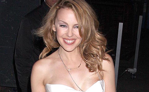 Kylie Minogue apácának áll?