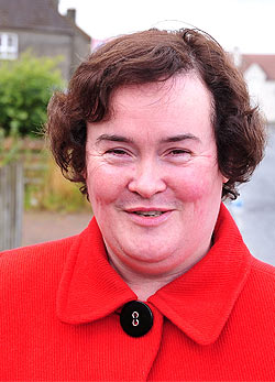 Susan Boyle egykori nyomorának helyszínén karácsonyozik