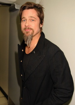 Brad Pitt legénylakást vett