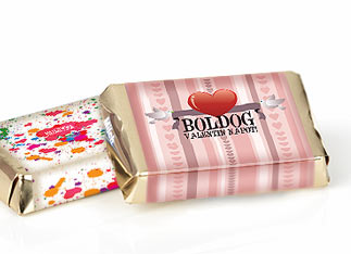 Szerelembe csomagolva - Nyomtass egyedi csokipapírt Valentin-napra: 5 szuper sablon