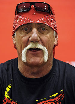 Hulk Hogan - barátja telefonhívása mentette meg az életét